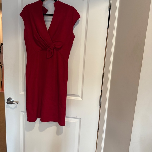 Red St John - size 10 boucle knit dress - Picture 5 of 5